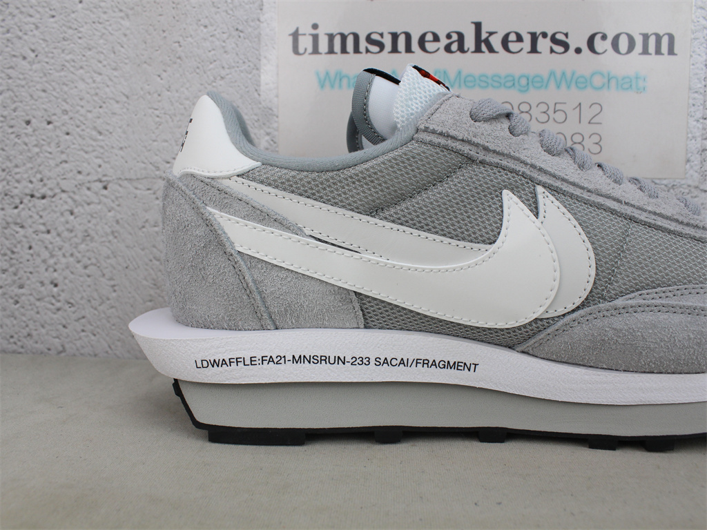 Fragment x Sacai x Nike LDWaffle Light Smoke Grey DH2684 001